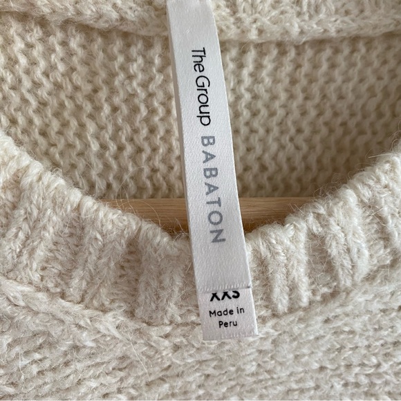 🍂fall drop🍂 Aritzia the group babaton alpaca sweater - Picture 3 of 5